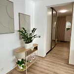 Lux Modern Near Center With Free Private Parking Bratysława