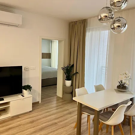 Melodie Modern Near Center With Free Private Parking *