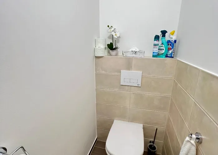 Lux Modern And Cozy With Free Parking Apartmán