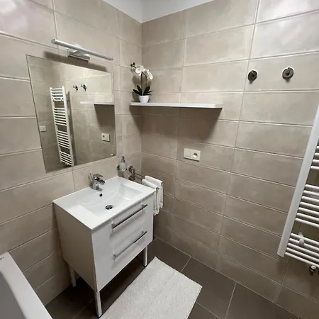Lux Modern Near Center With Free Private Parking * Bratislava